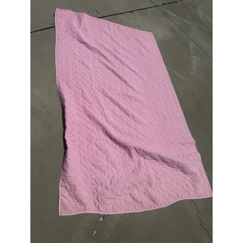 Vintage Handmade Twin Quilt Pink Floral Basket Patchwork Cotton 60x84 Cottage